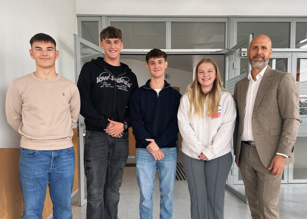 Schulsprecherteam SJ 2025/2026